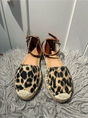 Old Navy Leopard Print Espadrille Ankle-Strap Flats - Tan & Black